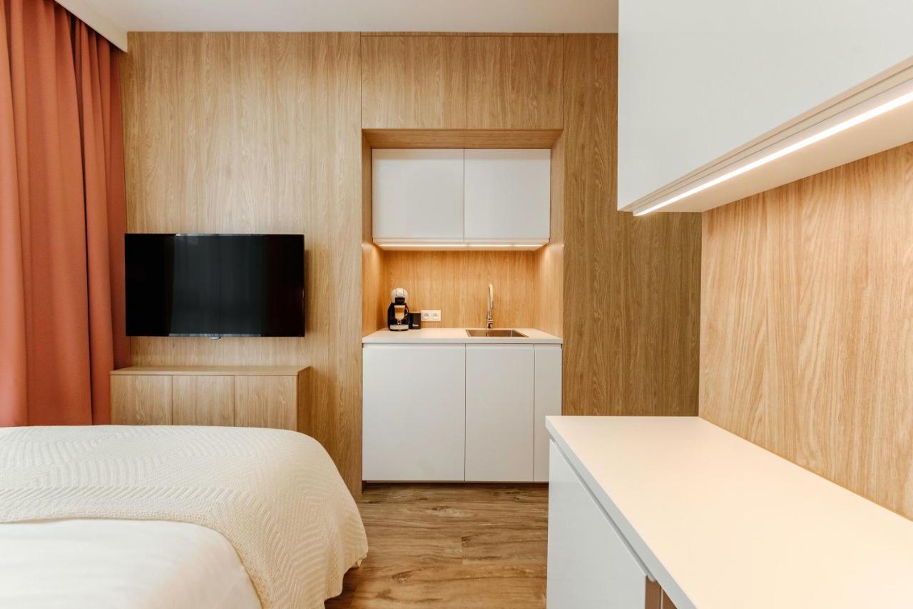 Studio Wola Apartament Kasprzaka - Wifi + Smart Tv Varsóvia Exterior foto