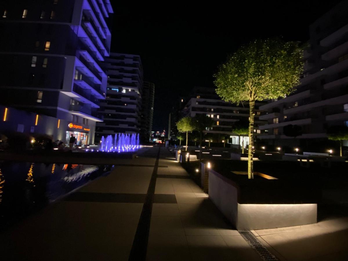 Studio Wola Apartament Kasprzaka - Wifi + Smart Tv Varsóvia Exterior foto