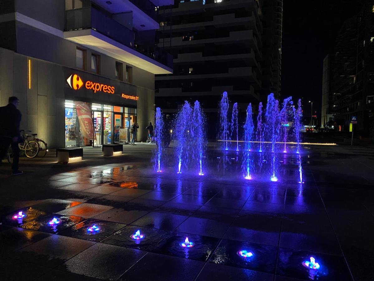 Studio Wola Apartament Kasprzaka - Wifi + Smart Tv Varsóvia Exterior foto